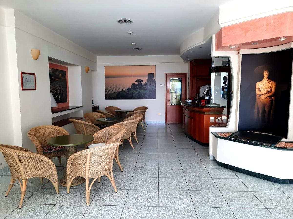 Hotel Giada Silvi Marina Exterior photo