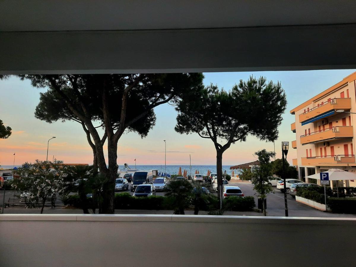 Hotel Giada Silvi Marina Exterior photo